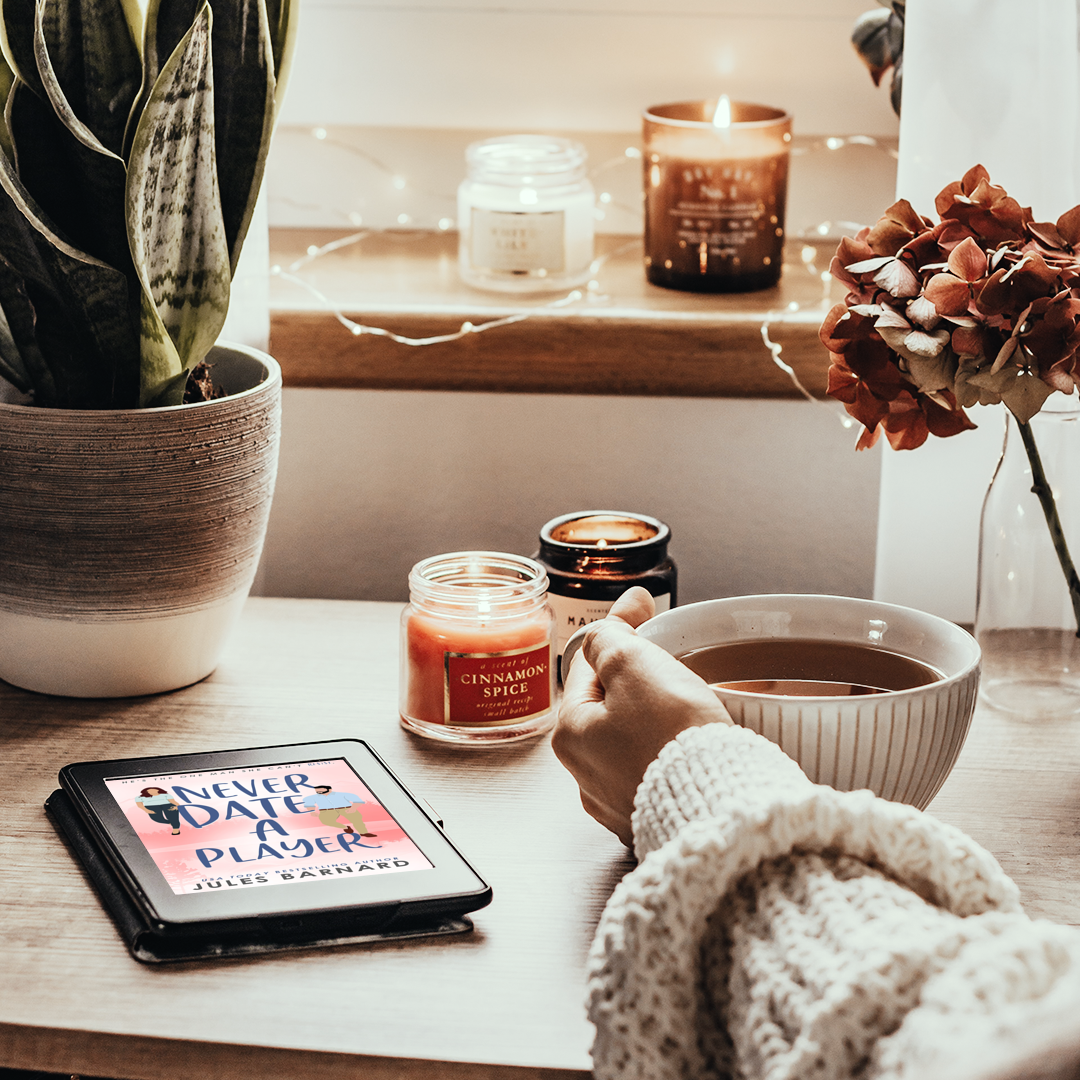 Never Date A Player E-Book