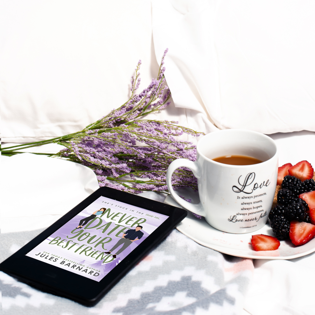 Never Date Your Best Friend E-Book